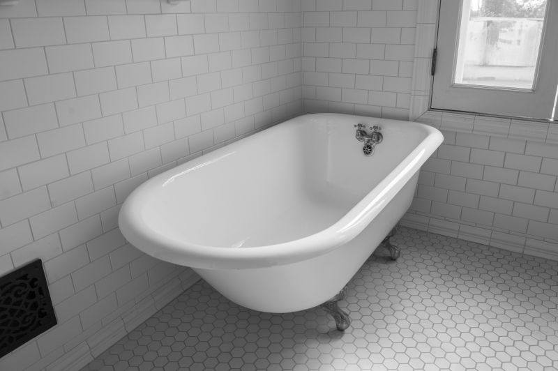 Cast Iron Clawfoot Bathtub